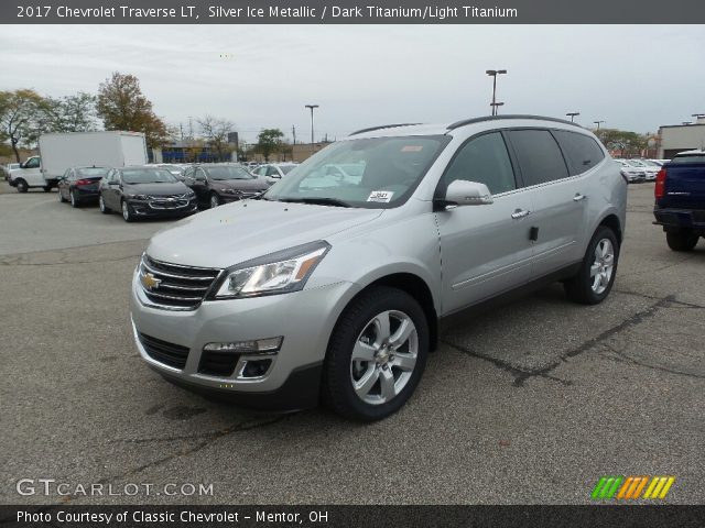 2017 Chevrolet Traverse LT in Silver Ice Metallic