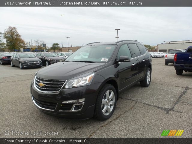 2017 Chevrolet Traverse LT in Tungsten Metallic
