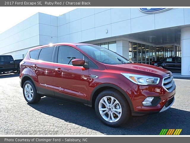 2017 Ford Escape SE in Ruby Red