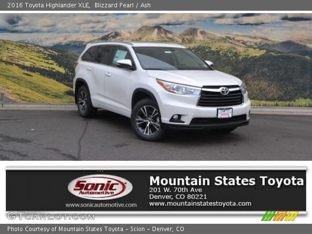 2016 Toyota Highlander XLE in Blizzard Pearl