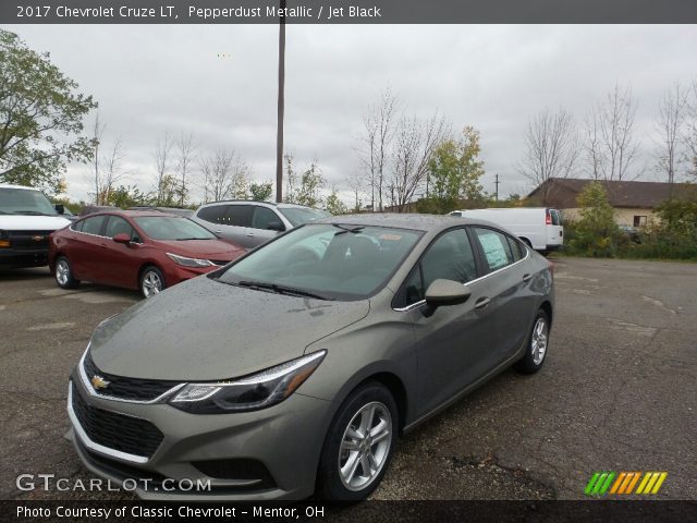2017 Chevrolet Cruze LT in Pepperdust Metallic