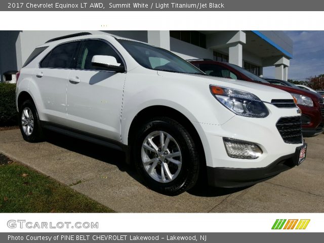 2017 Chevrolet Equinox LT AWD in Summit White