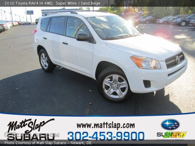 2010 Toyota RAV4 I4 4WD in Super White