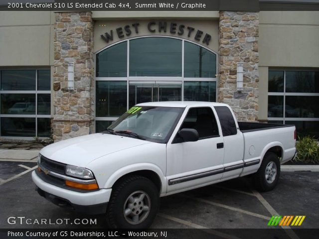 2001 Chevrolet S10 LS Extended Cab 4x4 in Summit White