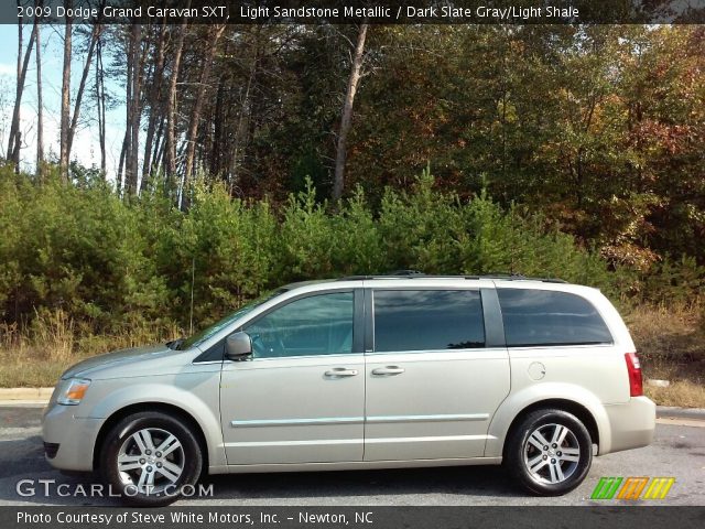 2009 Dodge Grand Caravan SXT in Light Sandstone Metallic