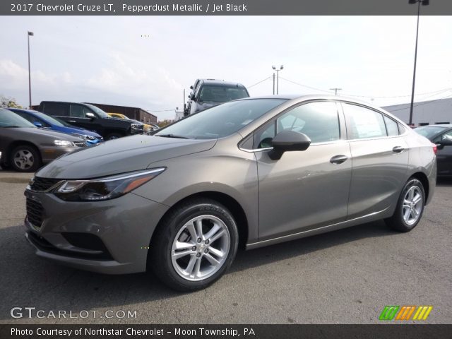 2017 Chevrolet Cruze LT in Pepperdust Metallic