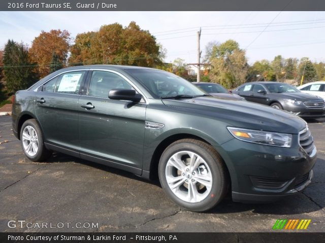 2016 Ford Taurus SE in Guard