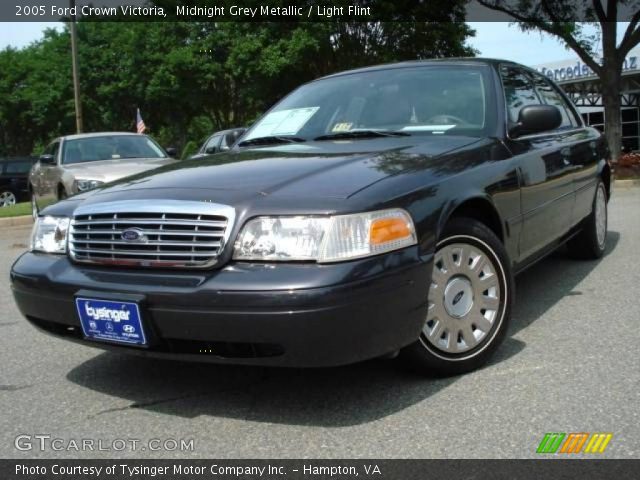 2005 Ford Crown Victoria  in Midnight Grey Metallic