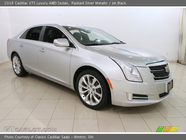 2016 Cadillac XTS Luxury AWD Sedan in Radiant Silver Metallic