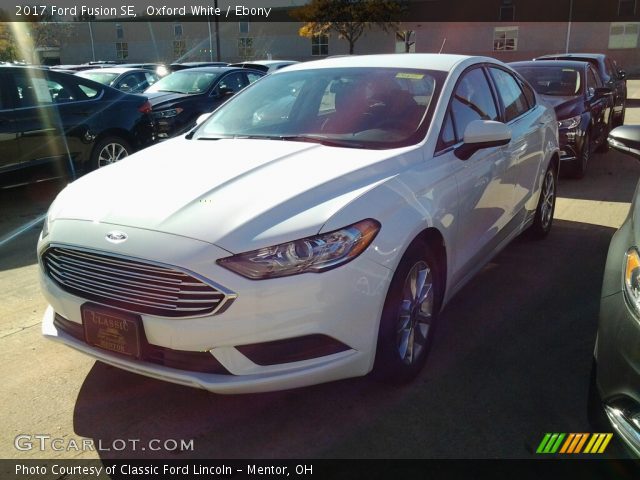 2017 Ford Fusion SE in Oxford White