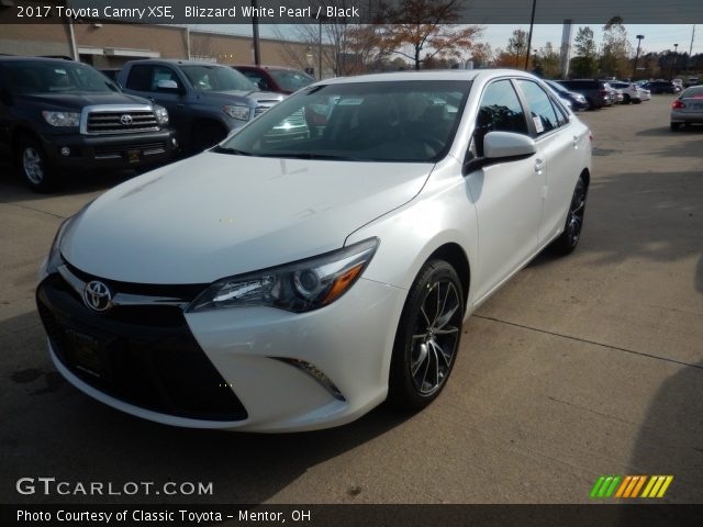 2017 Toyota Camry XSE in Blizzard White Pearl