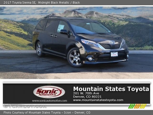 2017 Toyota Sienna SE in Midnight Black Metallic