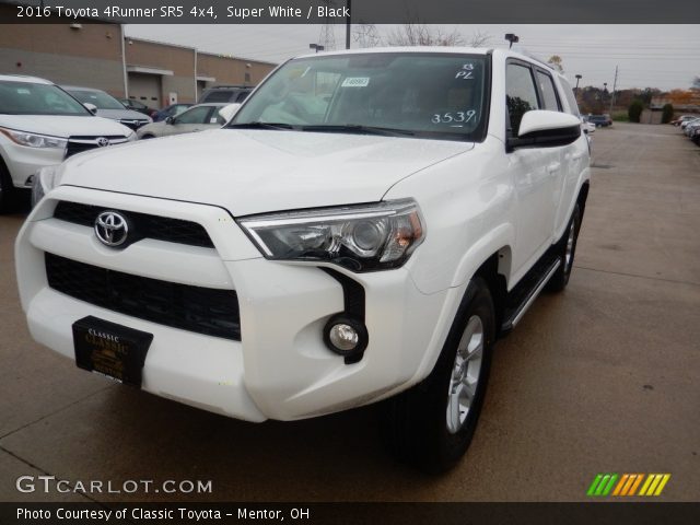 2016 Toyota 4Runner SR5 4x4 in Super White