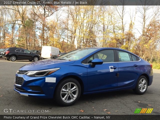 2017 Chevrolet Cruze LT in Kinetic Blue Metallic