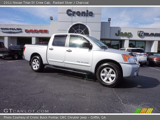 2011 Nissan Titan SV Crew Cab in Radiant Silver