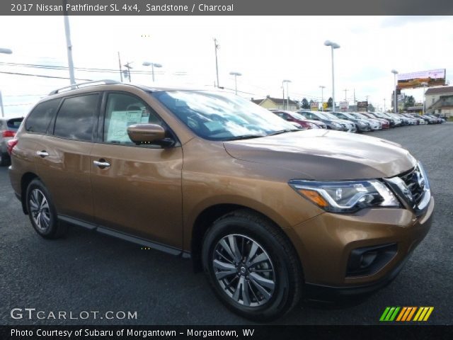2017 Nissan Pathfinder SL 4x4 in Sandstone