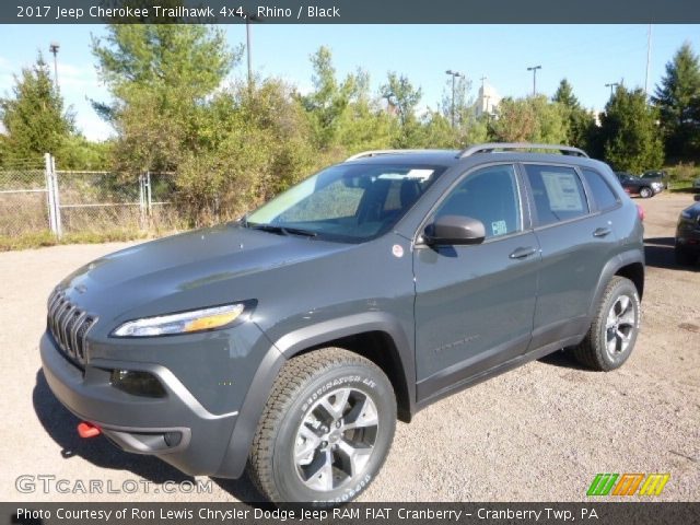 2017 Jeep Cherokee Trailhawk 4x4 in Rhino