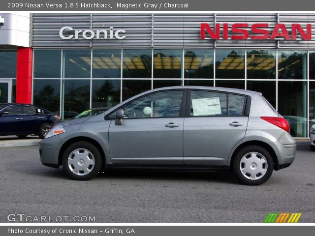 2009 Nissan Versa 1.8 S Hatchback in Magnetic Gray