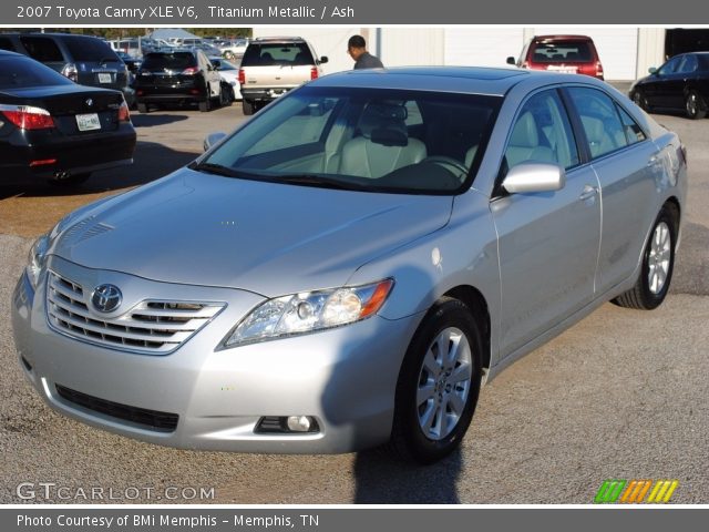 2007 Toyota Camry XLE V6 in Titanium Metallic