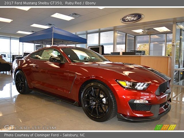 2017 Ford Mustang Shelby GT350 in Ruby Red