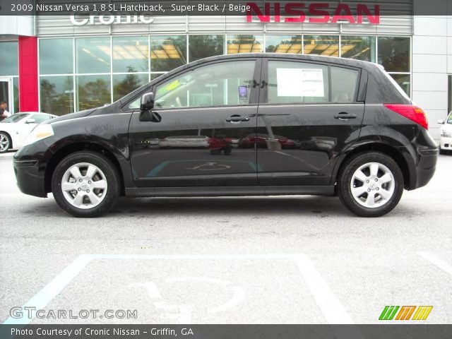 2009 Nissan Versa 1.8 SL Hatchback in Super Black