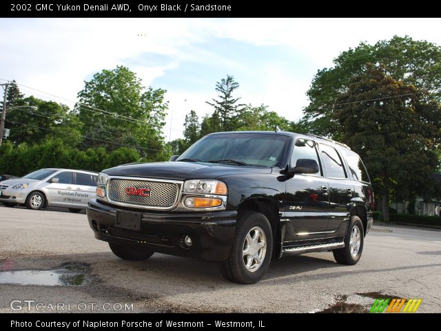 2002 GMC Yukon Denali AWD in Onyx Black