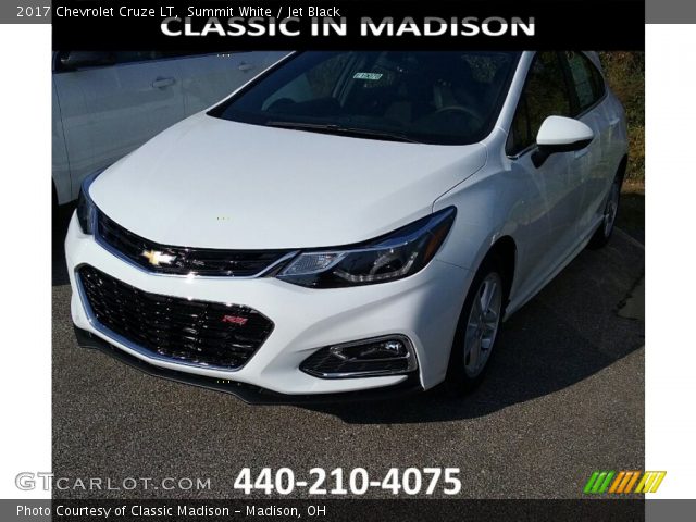 2017 Chevrolet Cruze LT in Summit White