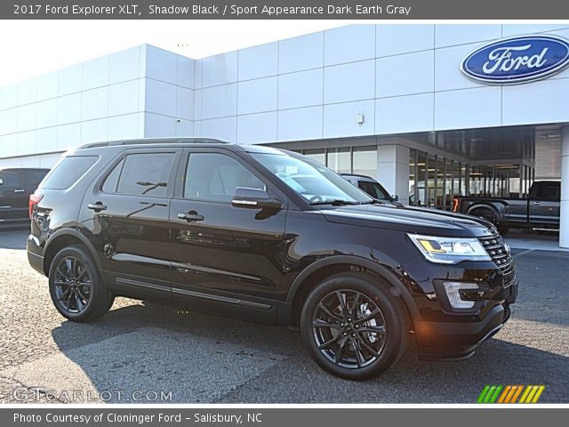 2017 Ford Explorer XLT in Shadow Black