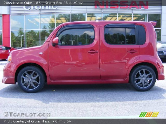 2009 Nissan Cube 1.8 SL in Scarlet Red