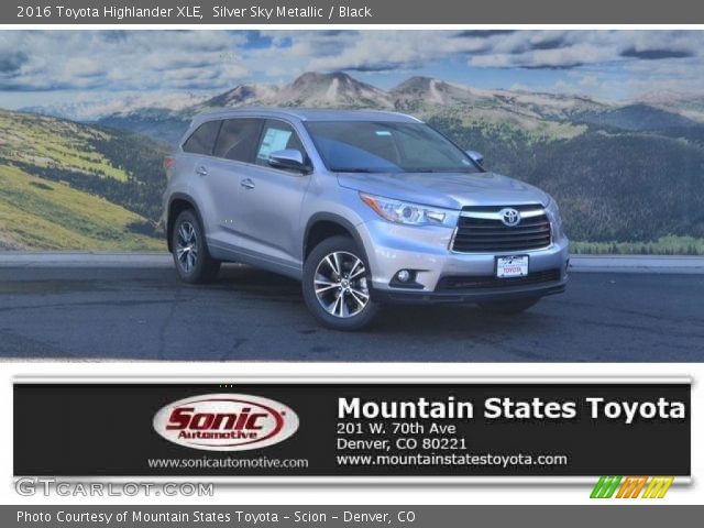 2016 Toyota Highlander XLE in Silver Sky Metallic