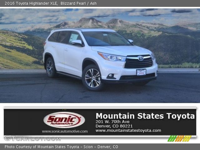 2016 Toyota Highlander XLE in Blizzard Pearl