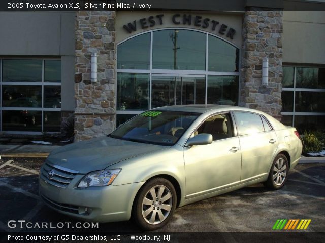 2005 Toyota Avalon XLS in Silver Pine Mica
