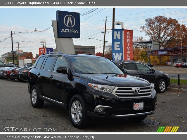 2011 Toyota Highlander V6 4WD in Black