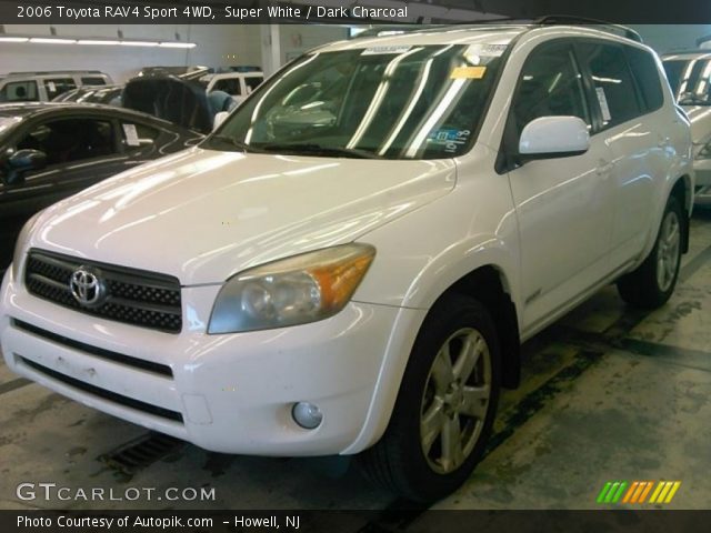 2006 Toyota RAV4 Sport 4WD in Super White