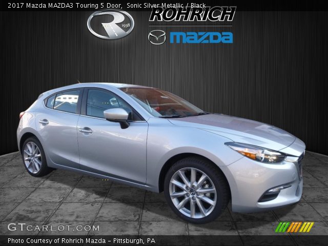 2017 Mazda MAZDA3 Touring 5 Door in Sonic Silver Metallic