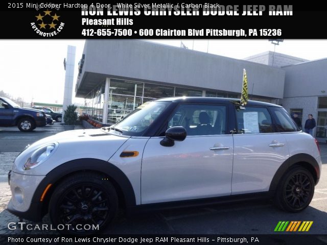 2015 Mini Cooper Hardtop 4 Door in White Silver Metallic