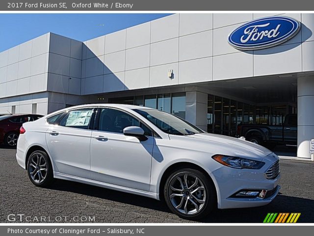 2017 Ford Fusion SE in Oxford White