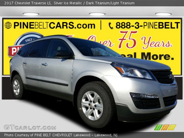 2017 Chevrolet Traverse LS in Silver Ice Metallic