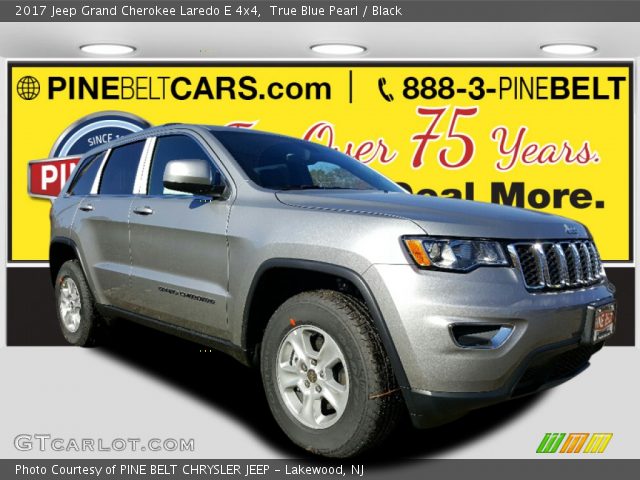 2017 Jeep Grand Cherokee Laredo E 4x4 in True Blue Pearl