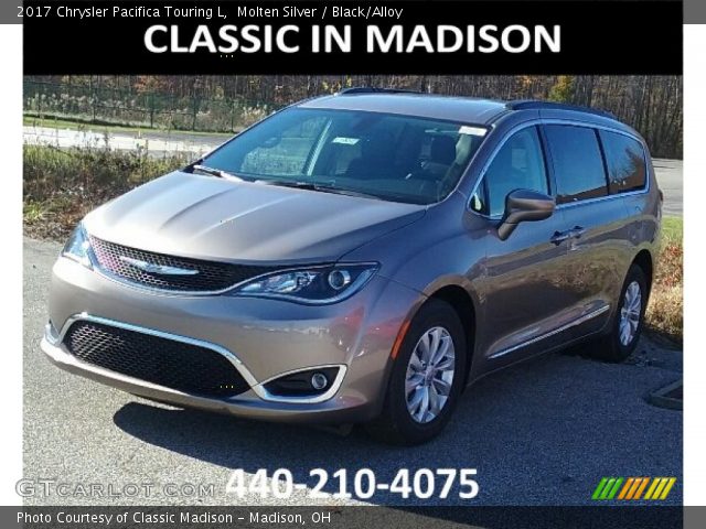 2017 Chrysler Pacifica Touring L in Molten Silver