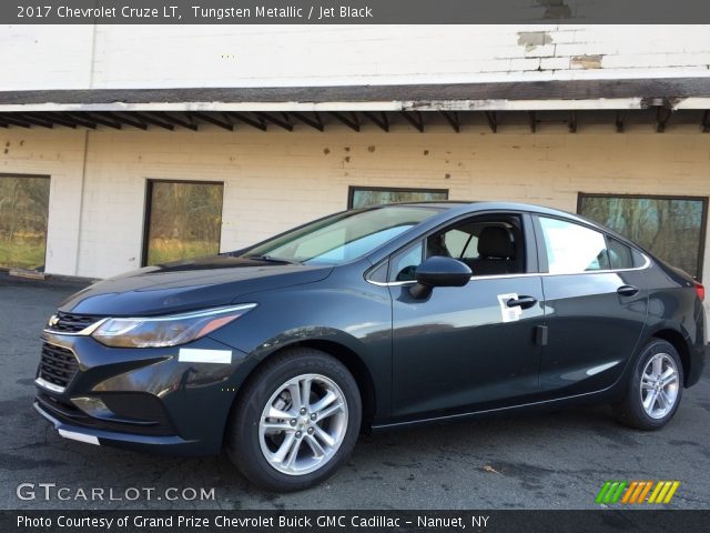 2017 Chevrolet Cruze LT in Tungsten Metallic