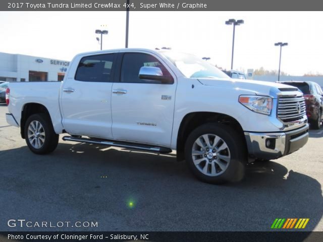 2017 Toyota Tundra Limited CrewMax 4x4 in Super White