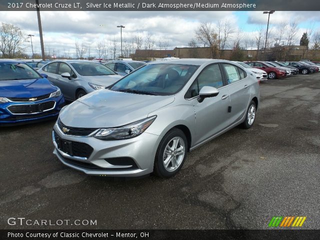 2017 Chevrolet Cruze LT in Silver Ice Metallic