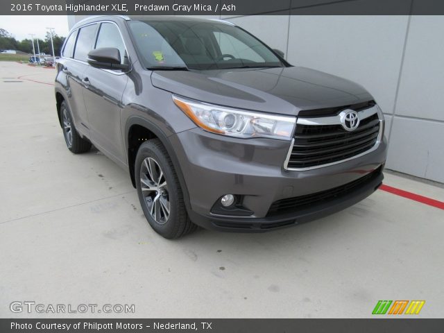 2016 Toyota Highlander XLE in Predawn Gray Mica