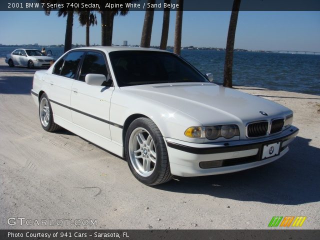 2001 BMW 7 Series 740i Sedan in Alpine White