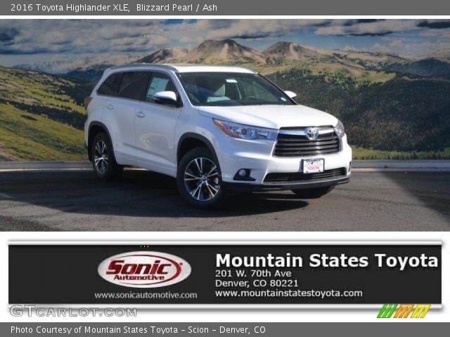 2016 Toyota Highlander XLE in Blizzard Pearl