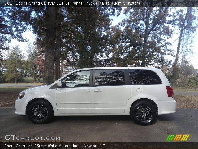 2017 Dodge Grand Caravan SE Plus in White Knuckle