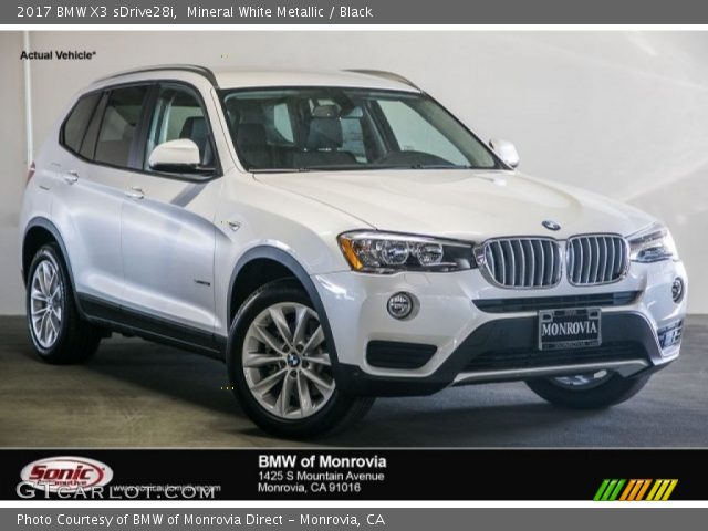 2017 BMW X3 sDrive28i in Mineral White Metallic