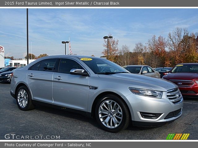 2015 Ford Taurus Limited in Ingot Silver Metallic