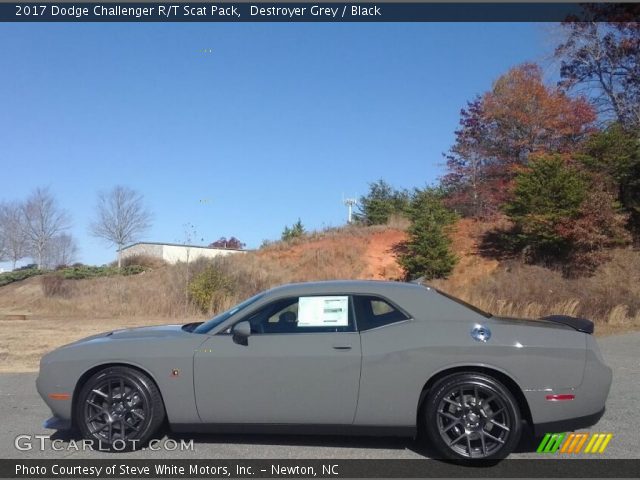 2017 Dodge Challenger R/T Scat Pack in Destroyer Grey